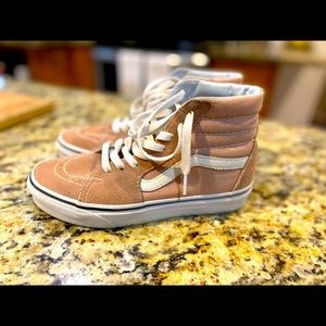 Vans high top suede pink. Women 6.0